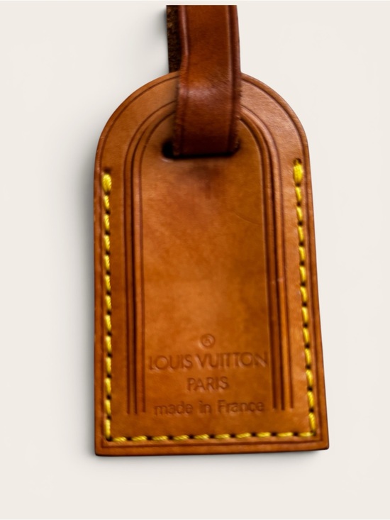 Louis Vuitton Other - Louis Vuitton Tan Leather Luggage Tag